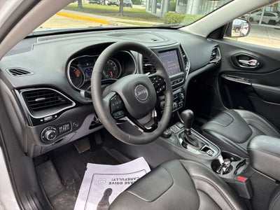 2023 Jeep Cherokee Altitude Lux