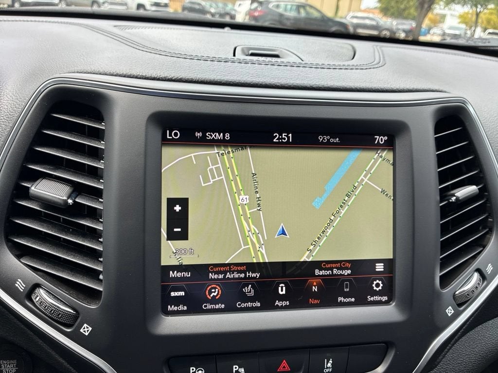 2023 Jeep Cherokee Altitude Lux