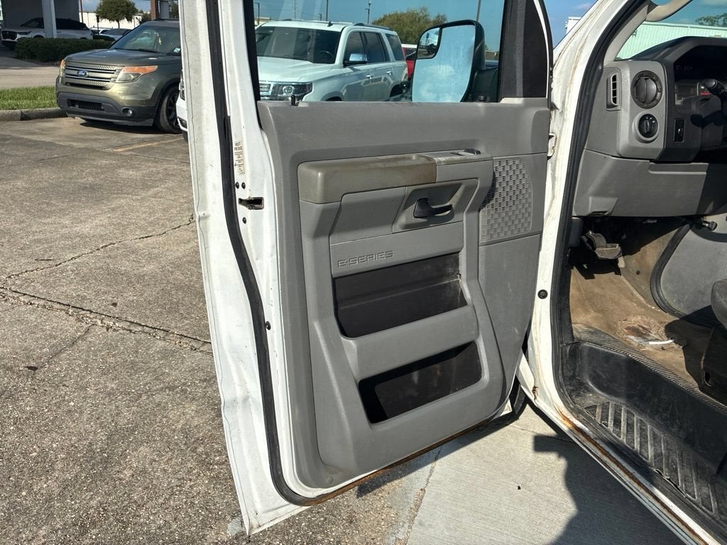 2012 Ford Econoline Wagon XL
