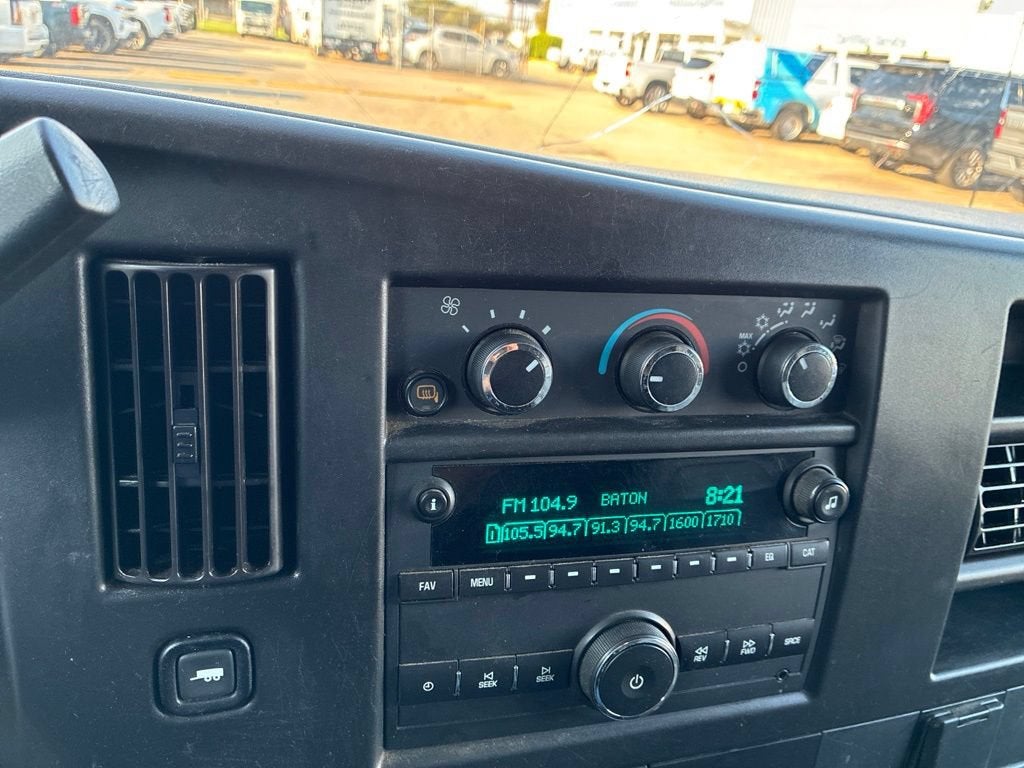2022 GMC Savana Cargo 3500 CARGO