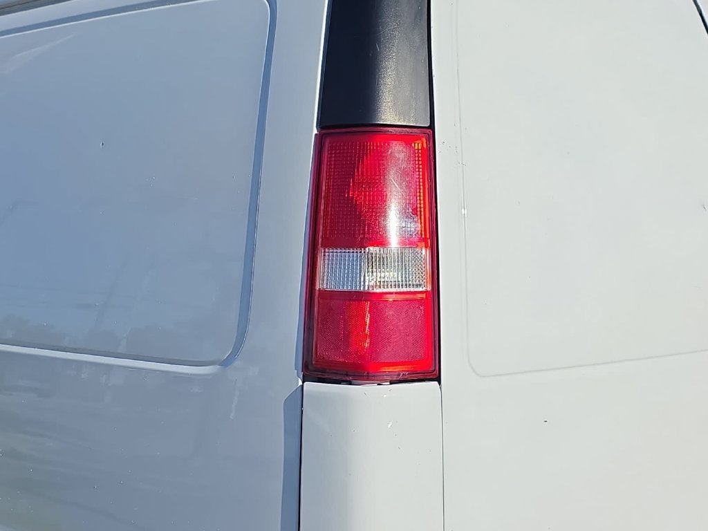 2022 GMC Savana Cargo 3500 CARGO
