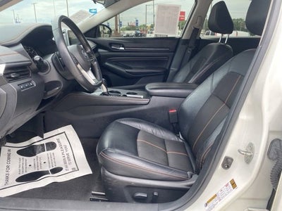 2022 Nissan Altima 2.5 SR