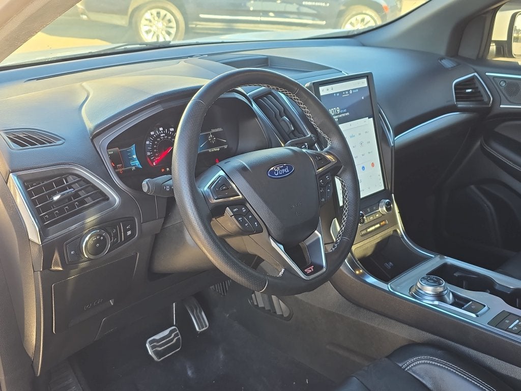 2024 Ford Edge ST