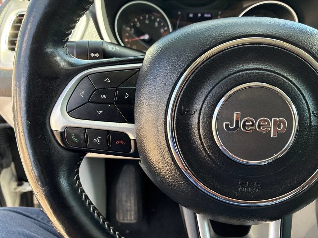 2019 Jeep Compass Latitude w/Sun/Wheel Pkg