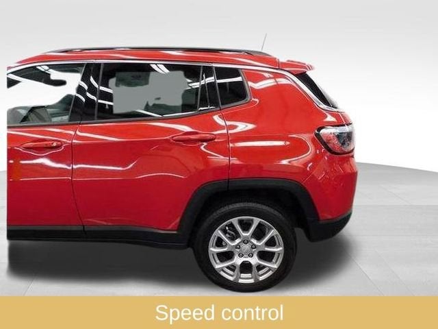 2023 Jeep Compass Latitude Lux