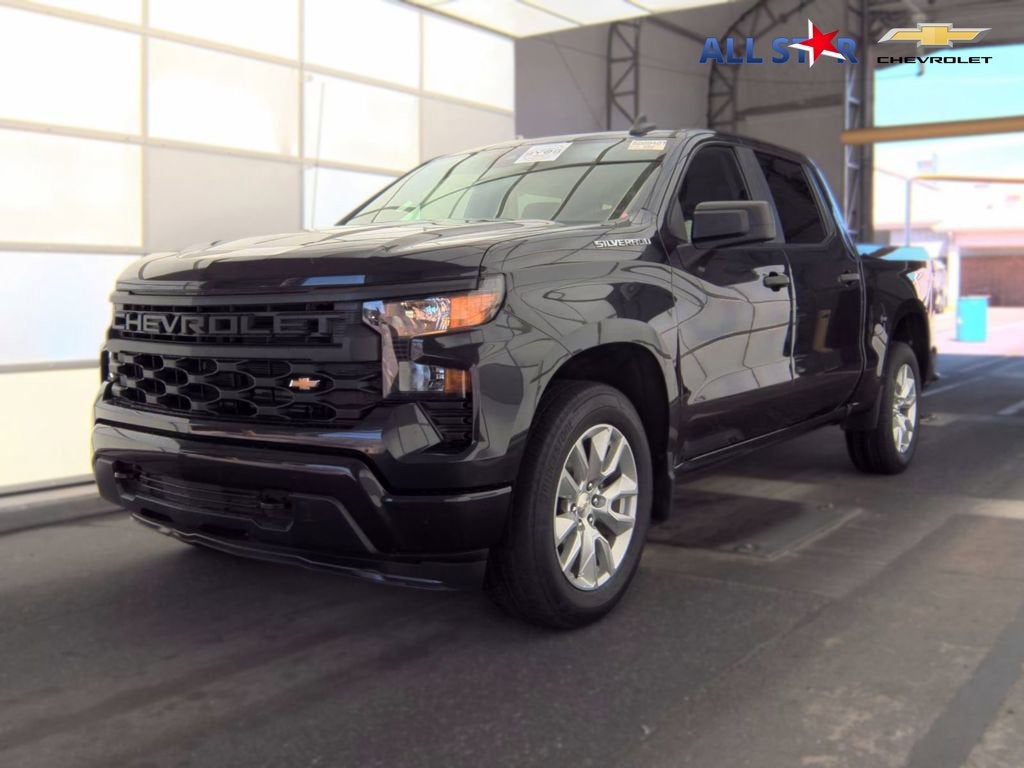 2023 Chevrolet Silverado 1500 Custom