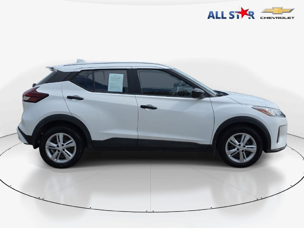2023 Nissan Kicks