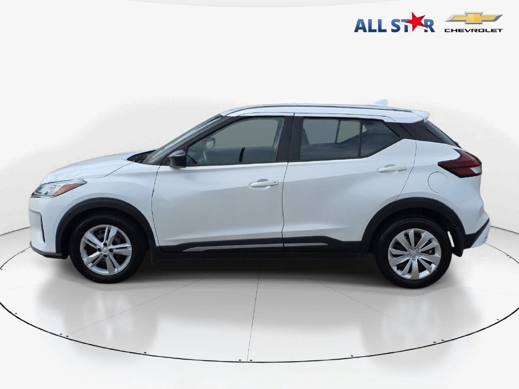 2023 Nissan Kicks S