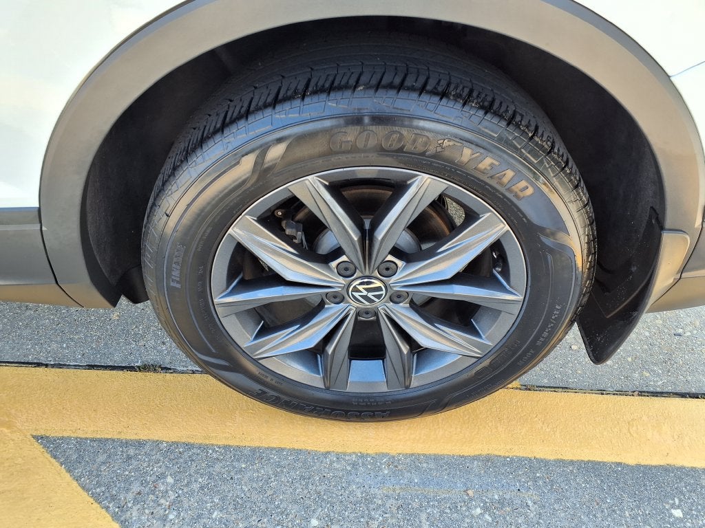 2022 Volkswagen Tiguan SE