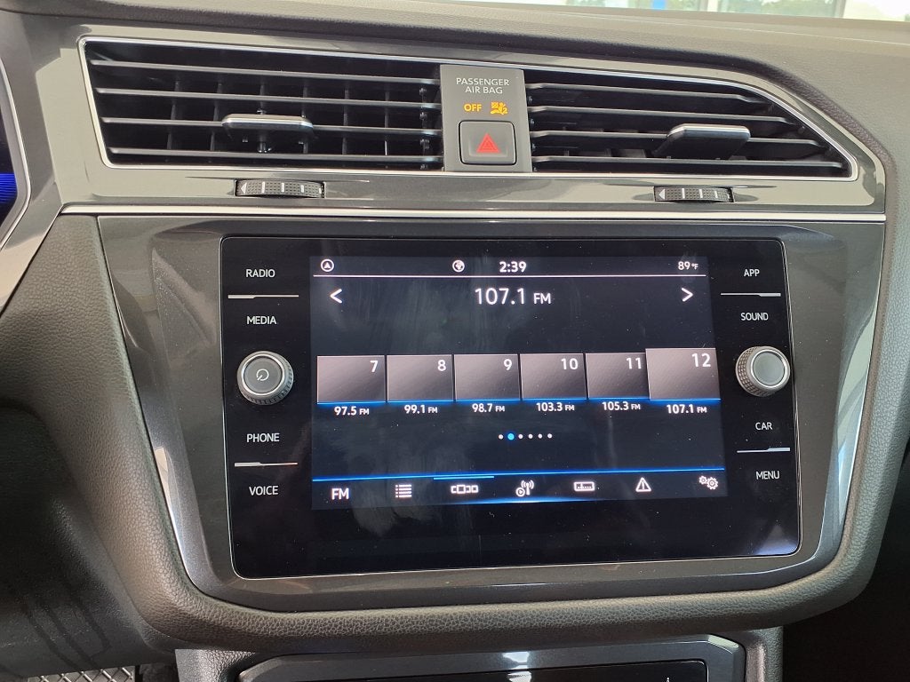 2022 Volkswagen Tiguan SE
