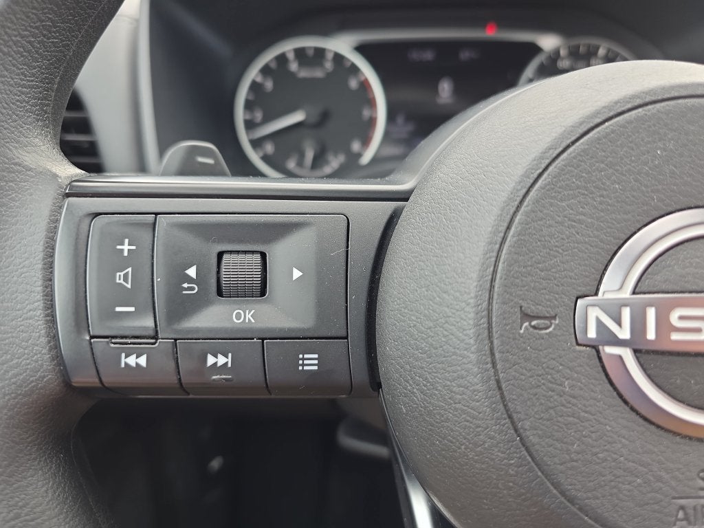 2022 Nissan Rogue S