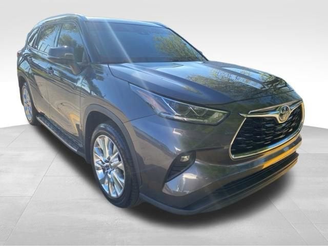 2023 Toyota Highlander L