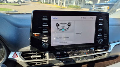 2022 Toyota Sienna LE