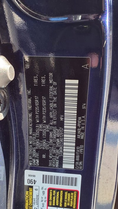 2022 Toyota Sienna LE