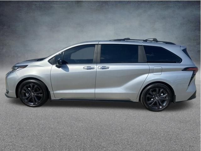 2025 Toyota Sienna XSE