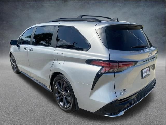 2025 Toyota Sienna XSE