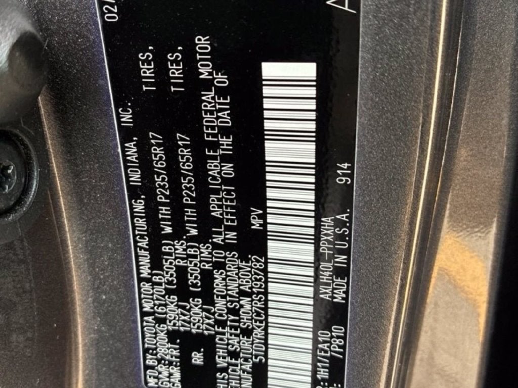 2024 Toyota Sienna XLE