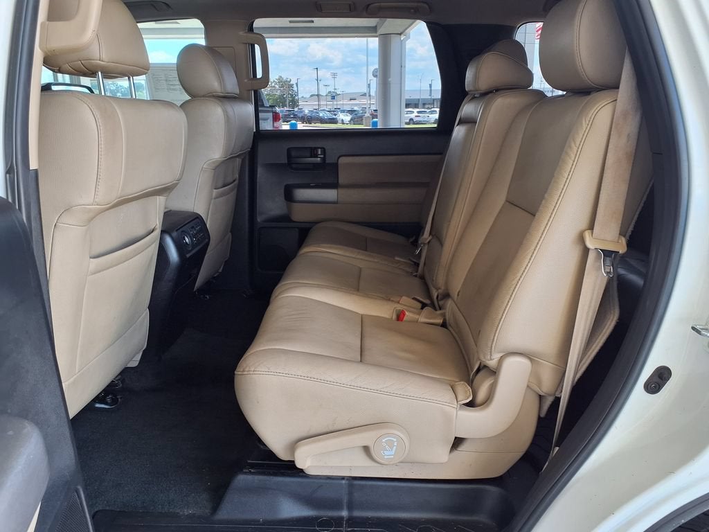 2017 Toyota Sequoia SR5