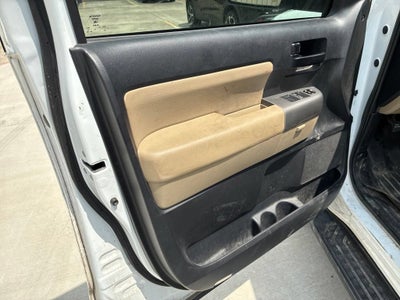 2017 Toyota Sequoia SR5