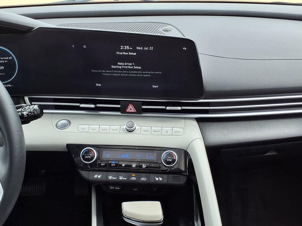 2024 Hyundai Elantra Hybrid Limited