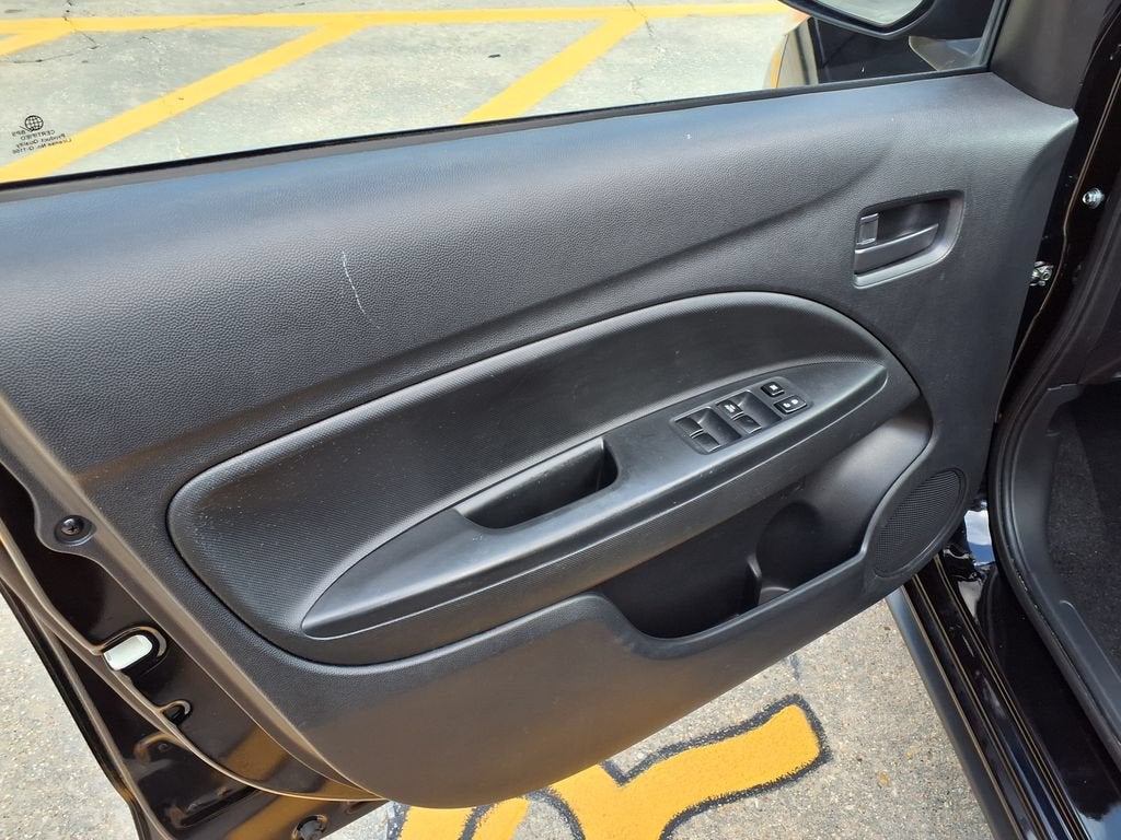 2024 Mitsubishi Mirage ES