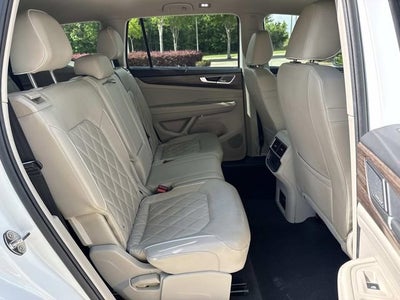 2024 Volkswagen Atlas 2.0T SEL Premium R-Line
