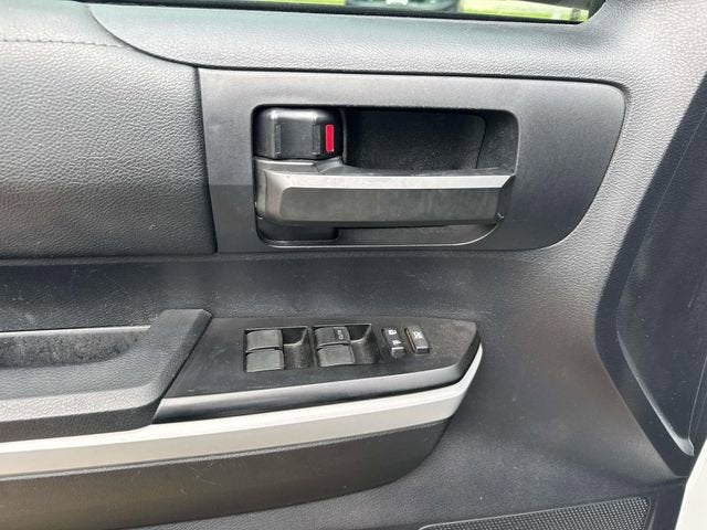 2019 Toyota Tundra 2WD SR5