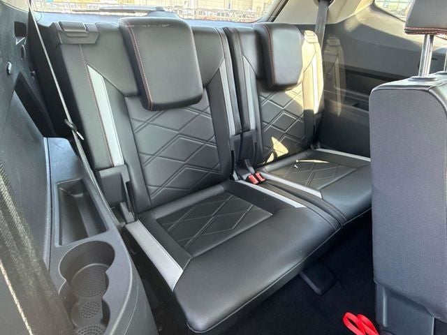 2024 Volkswagen Atlas 2.0T Peak Edition SE w/Technology