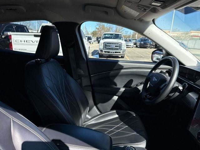 2022 Ford Mustang Mach-E Select