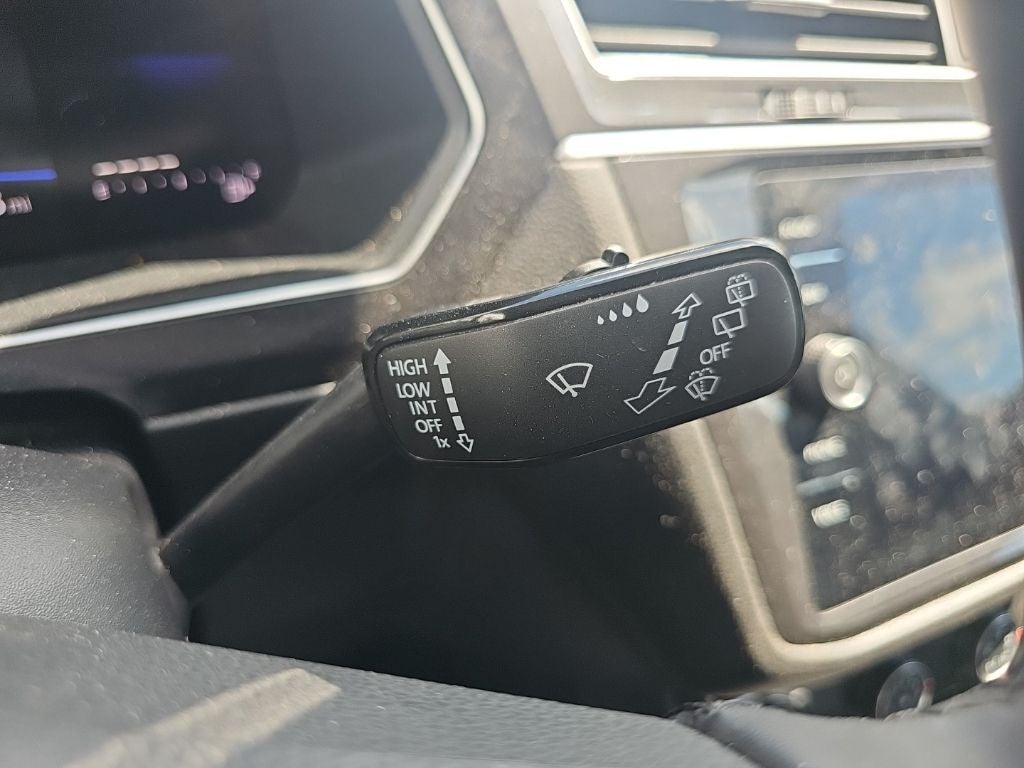 2024 Volkswagen Tiguan 2.0T Wolfsburg Edition