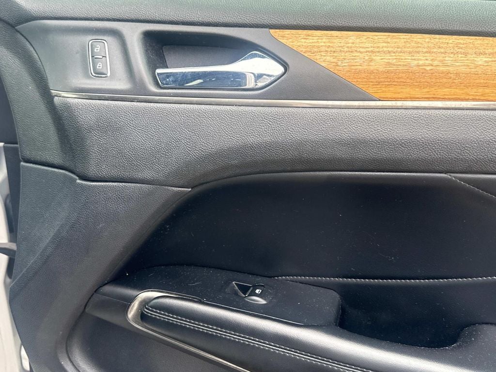 2015 Lincoln MKC Base