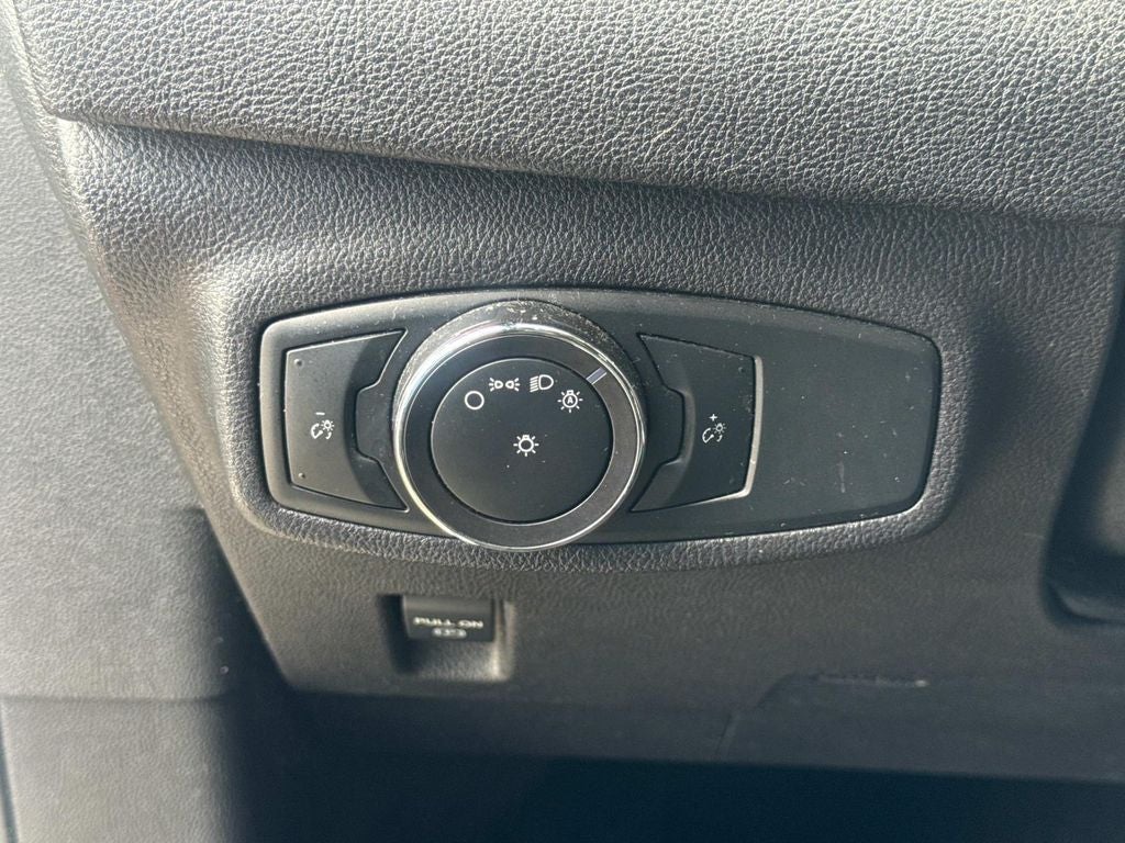 2015 Lincoln MKC Base