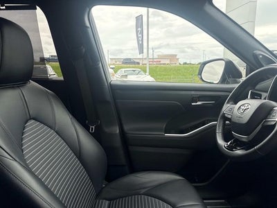 2024 Toyota Highlander XSE