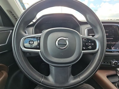 2020 Volvo XC90 T6 Momentum