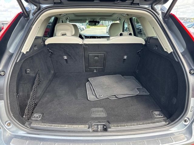 2021 Volvo XC60 T6 Inscription