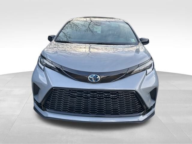 2025 Toyota Sienna XSE 7 Passenger