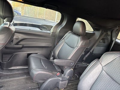 2025 Toyota Sienna XSE 7 Passenger