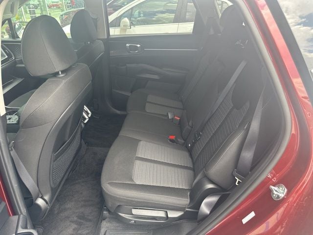 2025 Kia Sorento LX