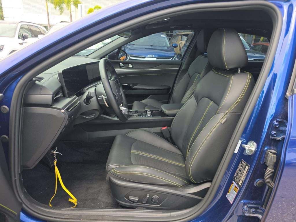 2025 Kia K5 GT