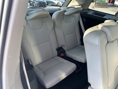 2019 Volvo XC90 T5 Momentum
