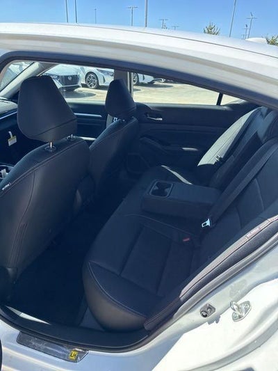 2025 Nissan Altima 2.5 SR