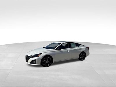 2025 Nissan Altima 2.5 SR