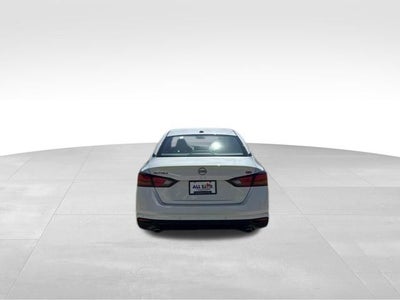 2025 Nissan Altima 2.5 SR