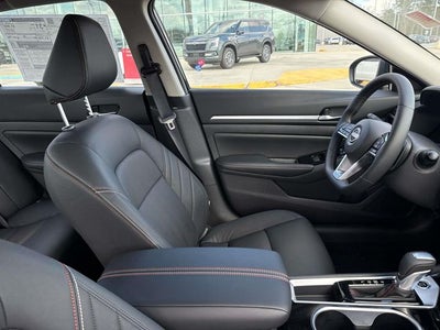 2025 Nissan Altima 2.5 SR