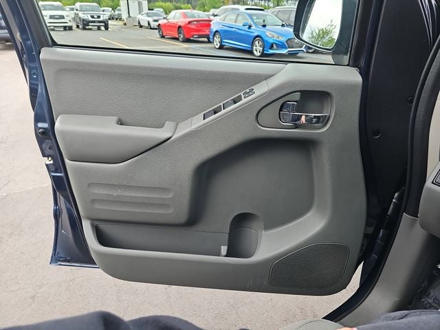 2021 Nissan Frontier SV
