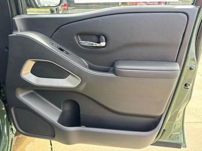 2026 Nissan Frontier Crew Cab SV