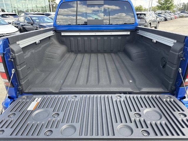 2027 Nissan Frontier Crew Cab SV