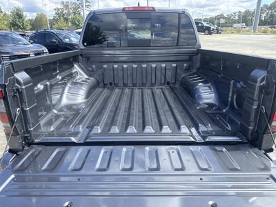2027 Nissan Frontier Crew Cab SV
