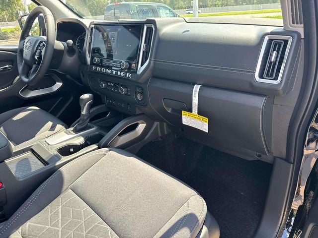 2027 Nissan Frontier SV