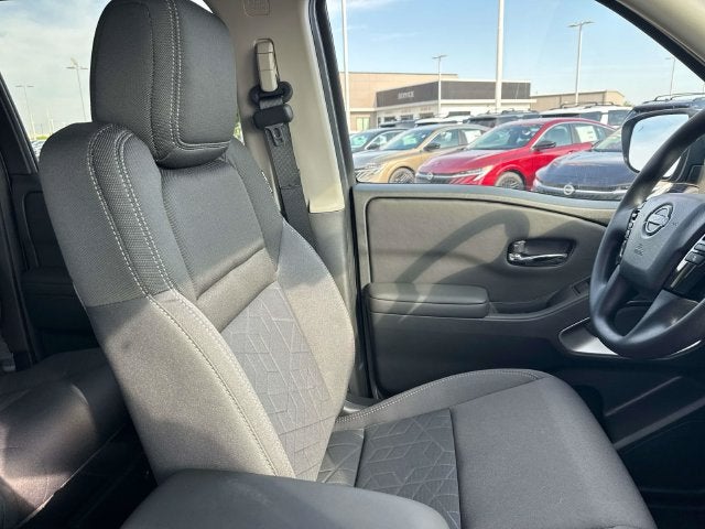 2027 Nissan Frontier SV